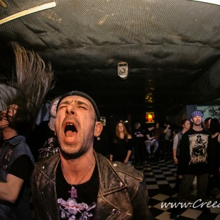 088 The Spring Circle Pit Tour